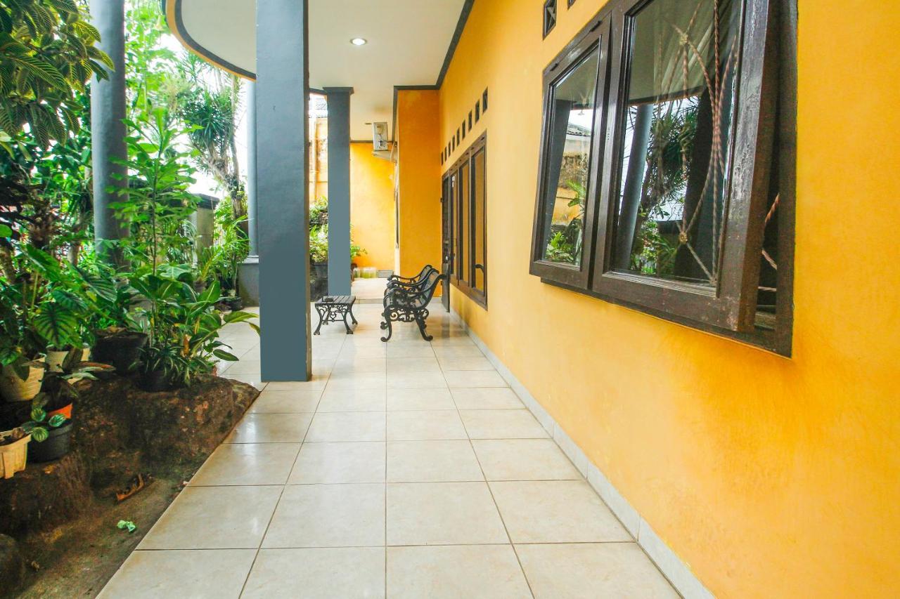 Spot On 91620 Skypiea Hotel